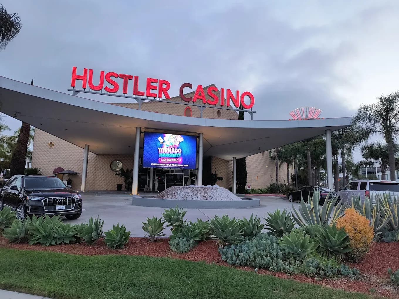 HUSTLER Casino